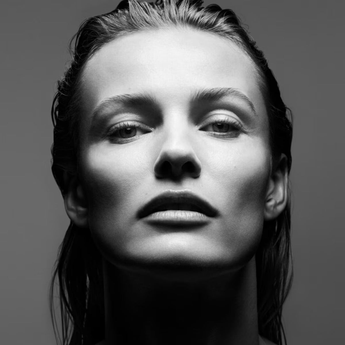 Le Lift Pro Concentré Contours – Corrects, Redefines, Tightens - Azora Beauty