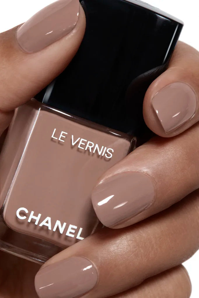 Le Vernis De Chanel Nail Colour - Azora Beauty