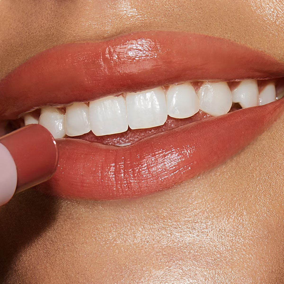 Hyaluronic Happikiss - Azora Beauty