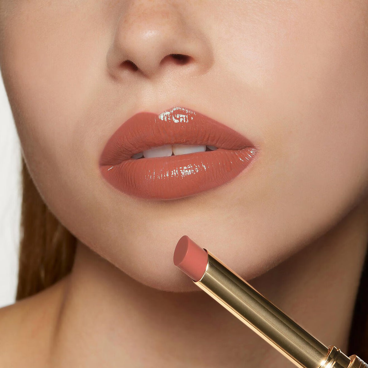 Flora Intense Rouge De Beauté Brillant Lipstick - Azora Beauty