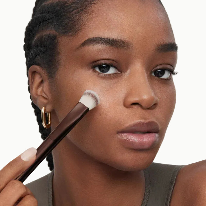 Vanish Seamless Finish Concealer Brush - Azora Beauty