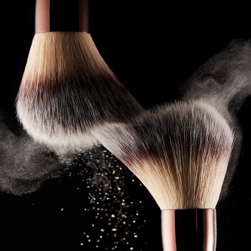 Veil™ Powder Brush - Azora Beauty