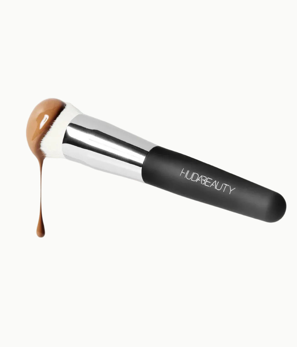 Easy Blur Base Brush - Azora Beauty
