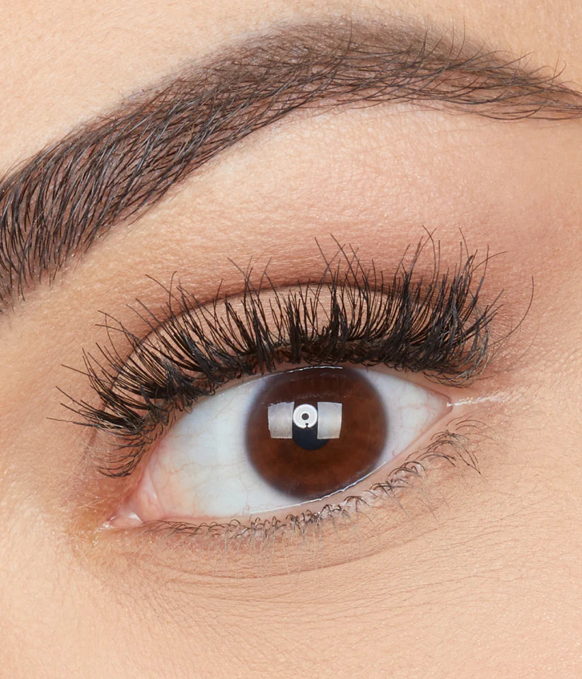 Classic Lash Giselle #1 - Azora Beauty