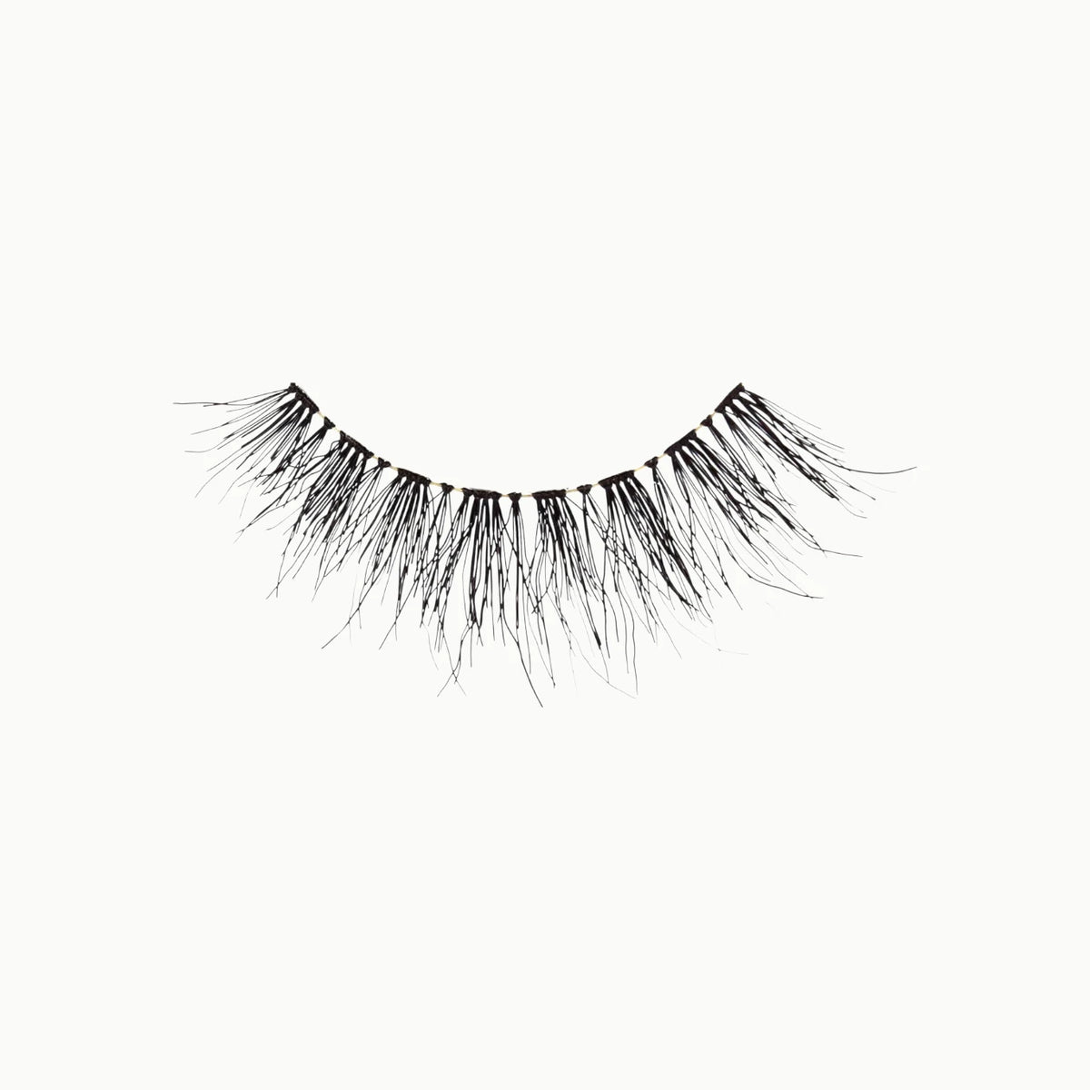 Classic Lash Giselle #1 - Azora Beauty