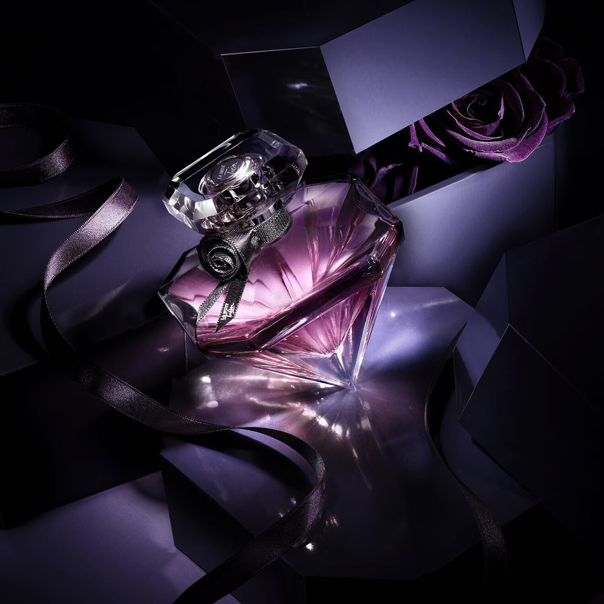 La Nuit Trésor Eau De Parfum - Azora Beauty
