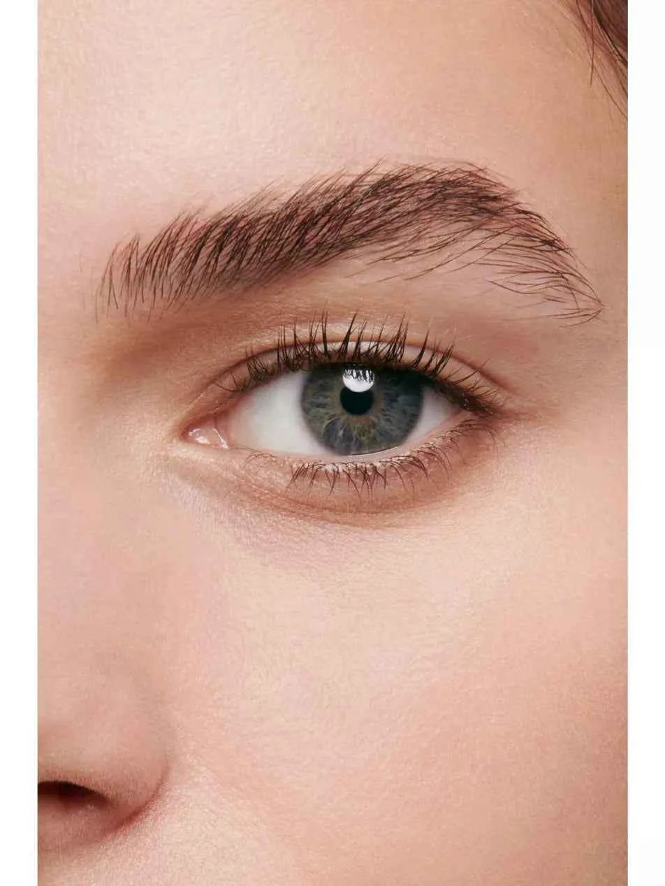 Les Beiges Serum Concealer Natural Healthy Glow