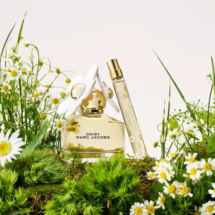 Daisy Eau De Toilette With White Florals & Sandalwood