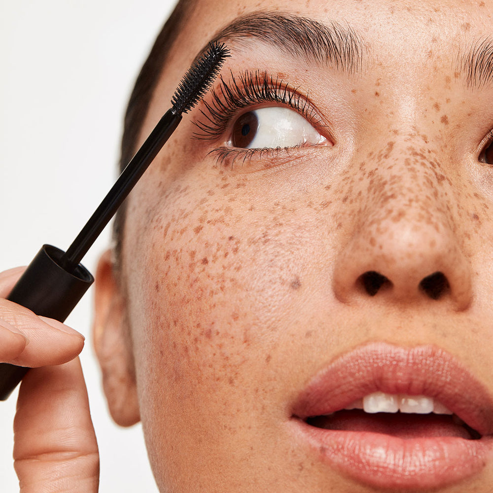 Mascara 101 - Lengthening And Lifting - Azora Beauty