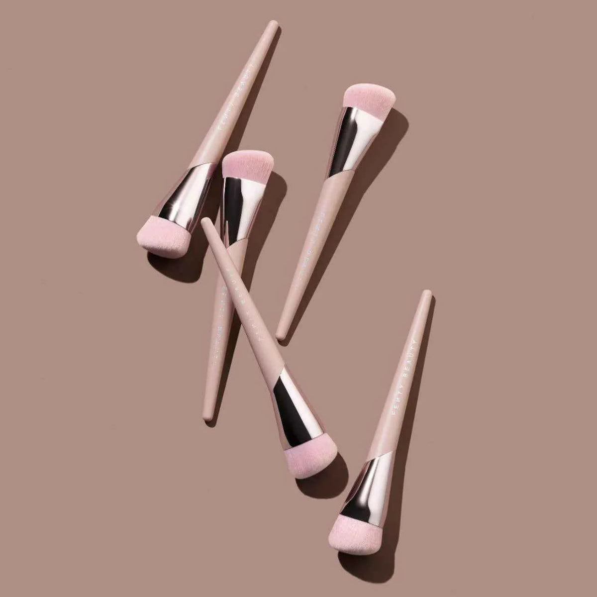 Natural Luminous Foundation Brush 145