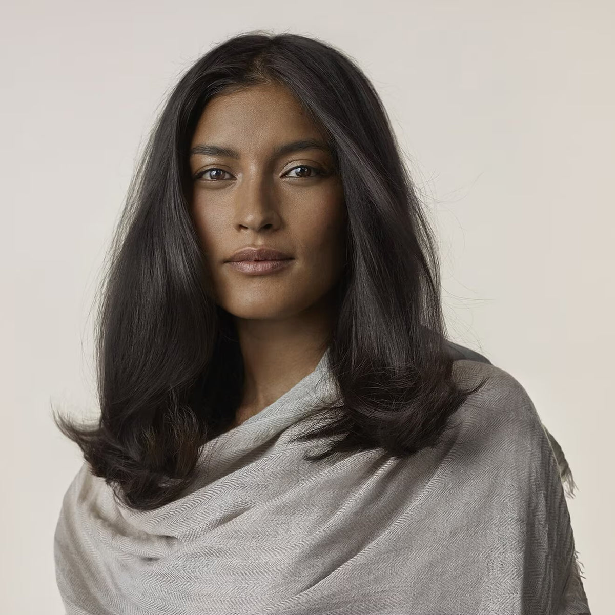 Un-Frizz Cream - Smooths | Calms | Transforms - Azora Beauty