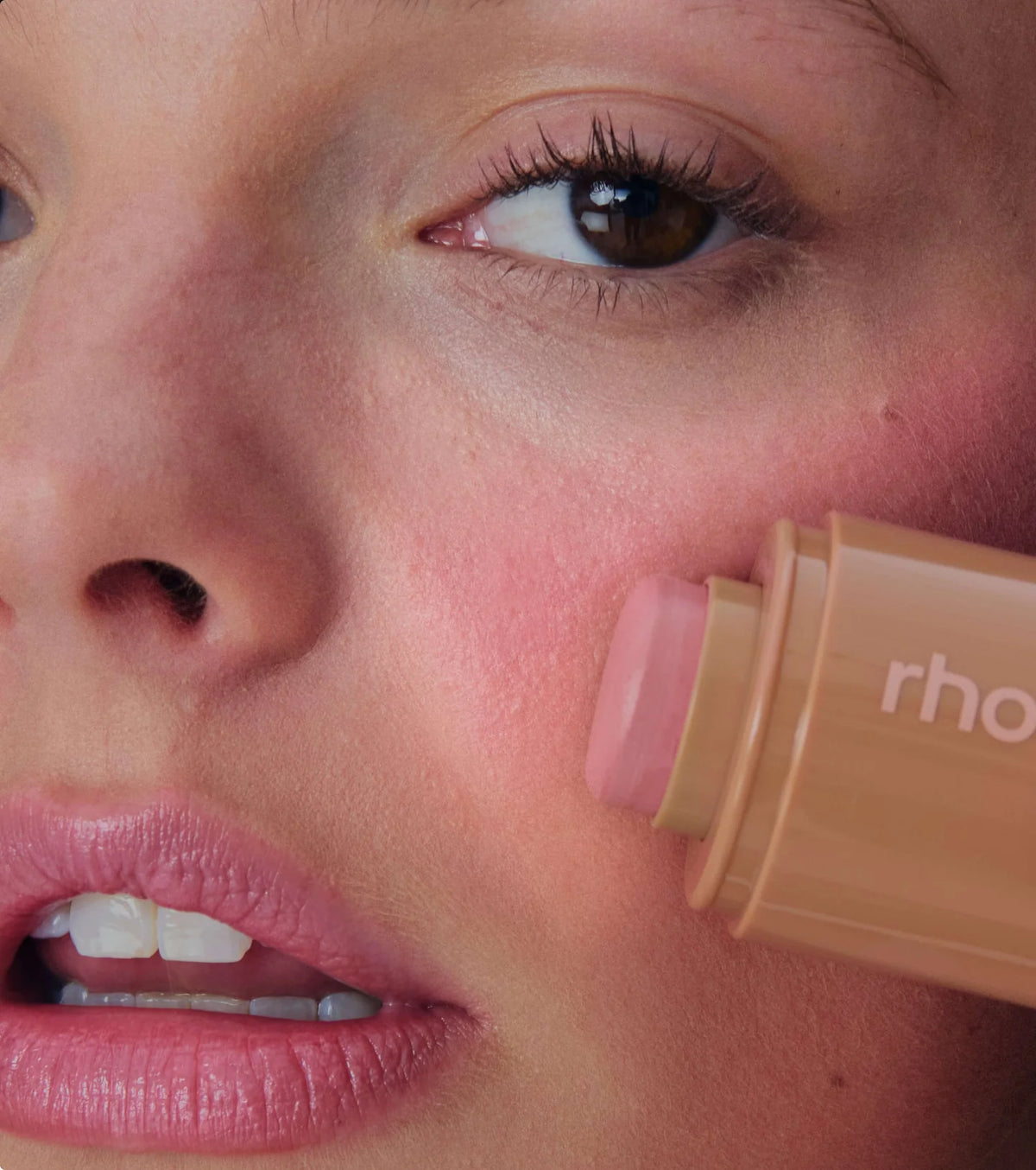 Pocket Blush - Azora Beauty
