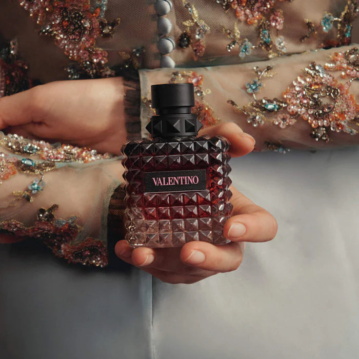 Born In Roma Donna Eau De Parfum Intense - Azora Beauty