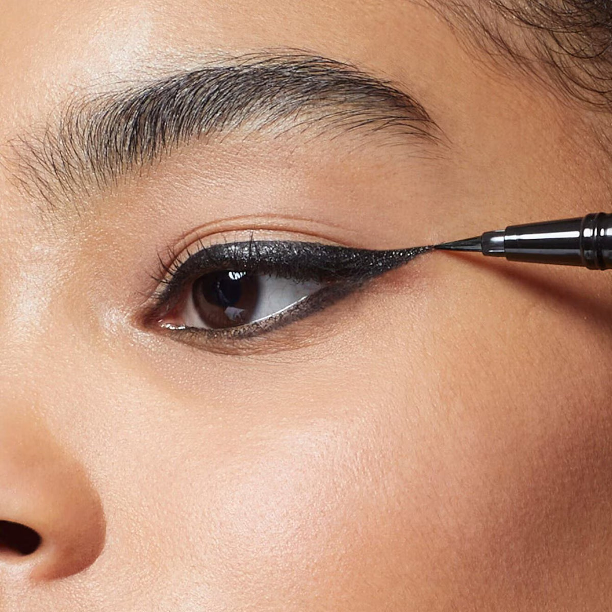 Twin Liner Gel And Liquid Eyeliner - Azora Beauty