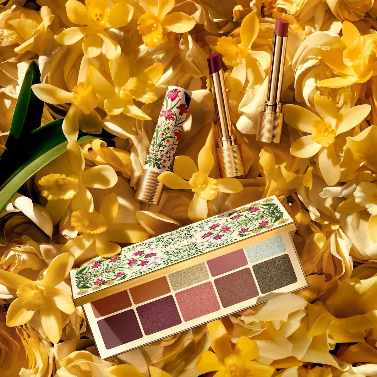Flora Intense Rouge De Beauté Brillant Lipstick