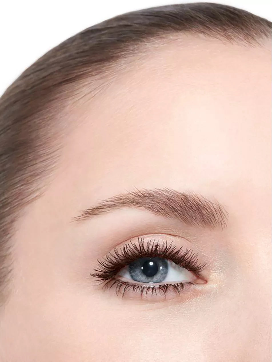 Le Volume De Chanel Volume Mascara - Azora Beauty