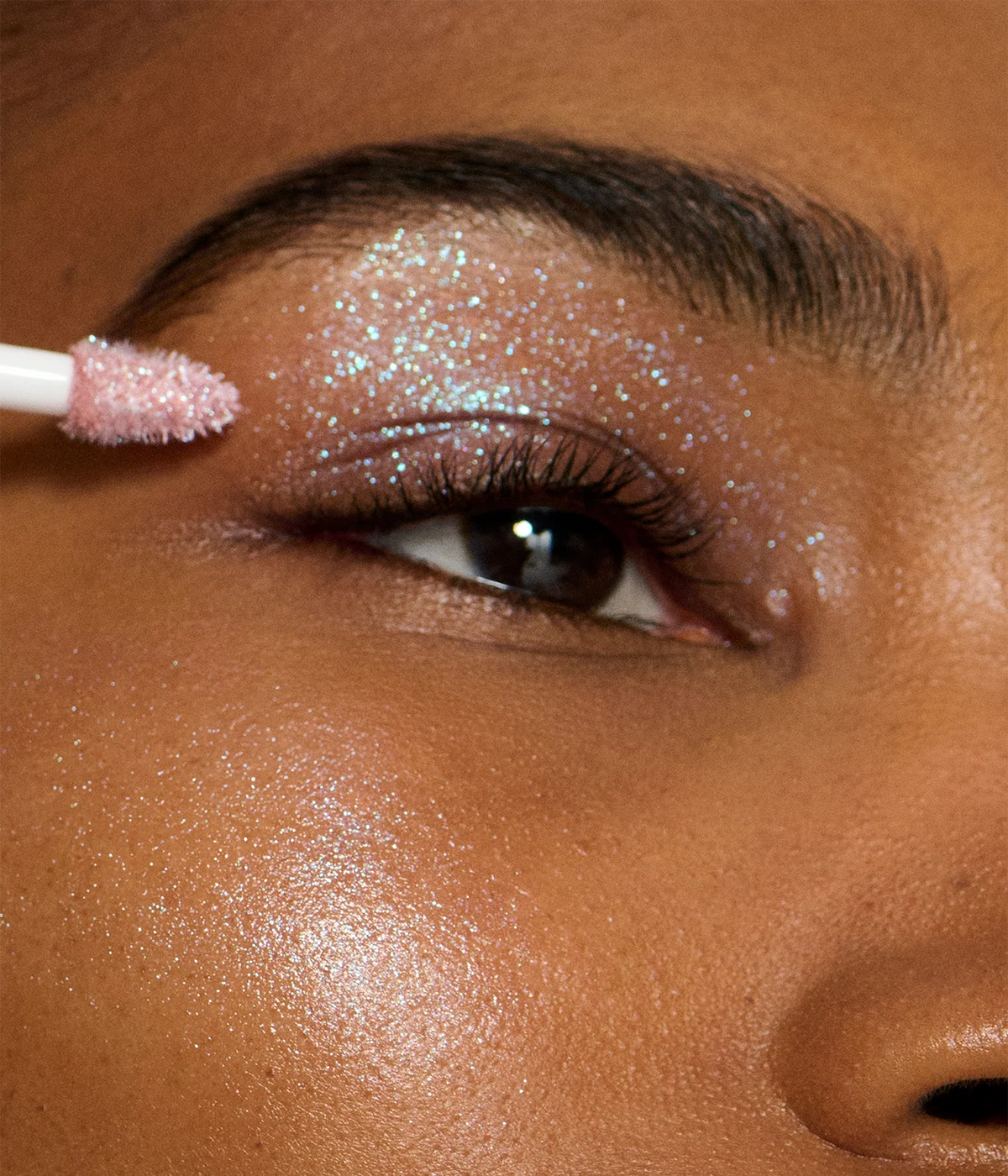 Starlet Lustrous Liquid Eyeshadow