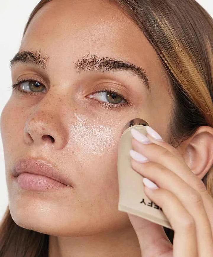 Blur & Hydrate Face Primer